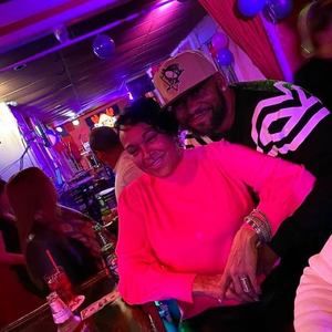 Meet your Posher, Clara